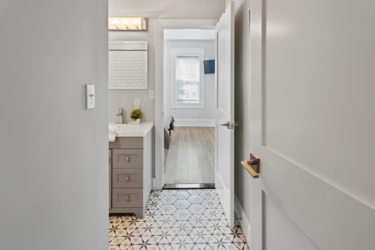 Modern 4Br 2Ba Apt Steps To The Beach Open Living Atlantic City Eksteriør bilde