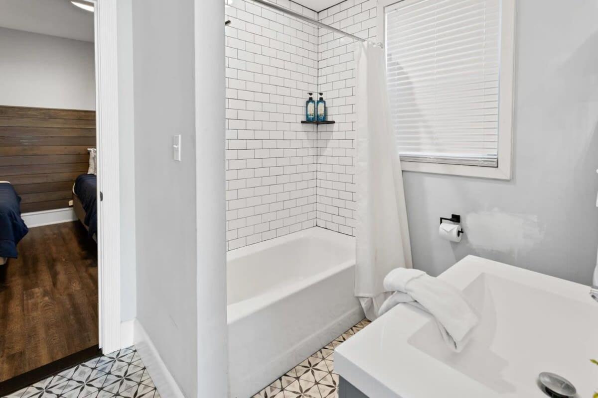 Modern 4Br 2Ba Apt Steps To The Beach Open Living Atlantic City Eksteriør bilde